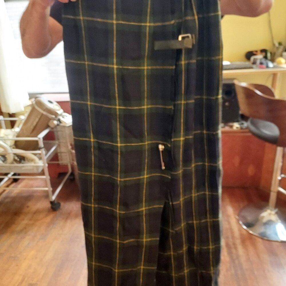 Real Scottish Full Length Kilts & Fair Isle Sweater
